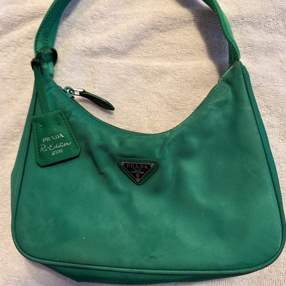 Prada Re Edition 2000
